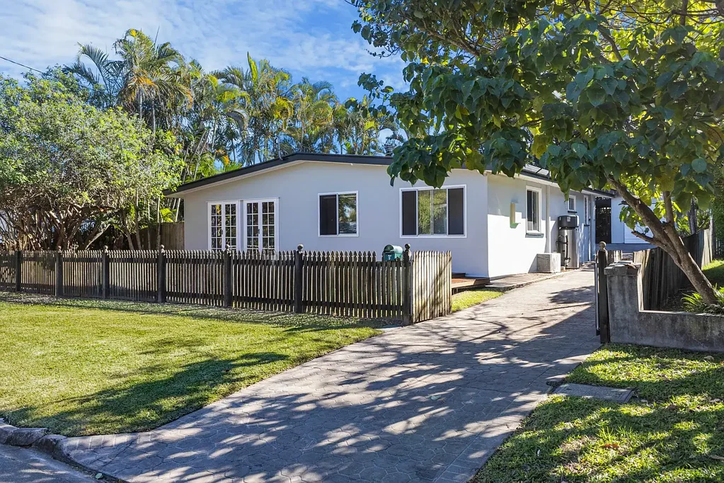 9 Lawnhill Avenue, Deception Bay, QLD 4508