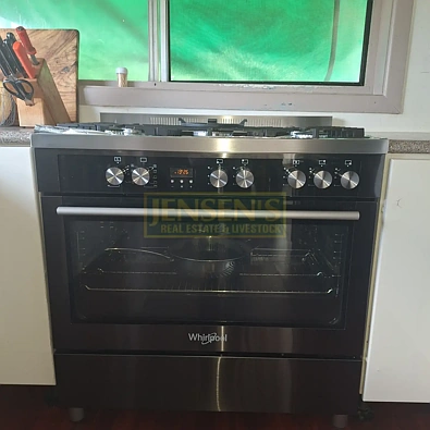 地址保密, Ravenswood, QLD 4816, 2房, 1浴, Lifestyle Section
