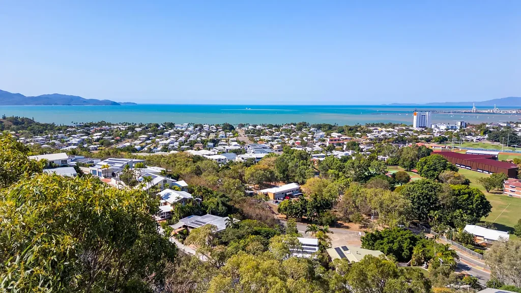 Castle Hill CASTLE HILL - VACANT LAND  - SPECTACULAR VIEWS.
