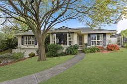 330 Gallaghers Road, Glen Waverley