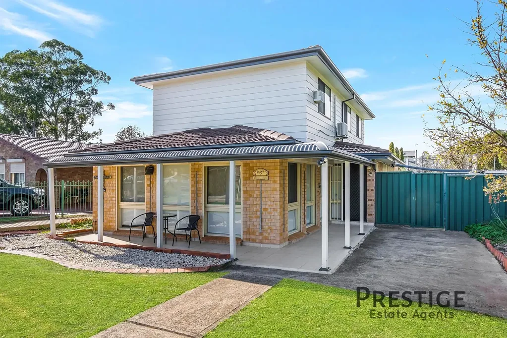 Prefect Family Home In the Heart of Bossley Park.