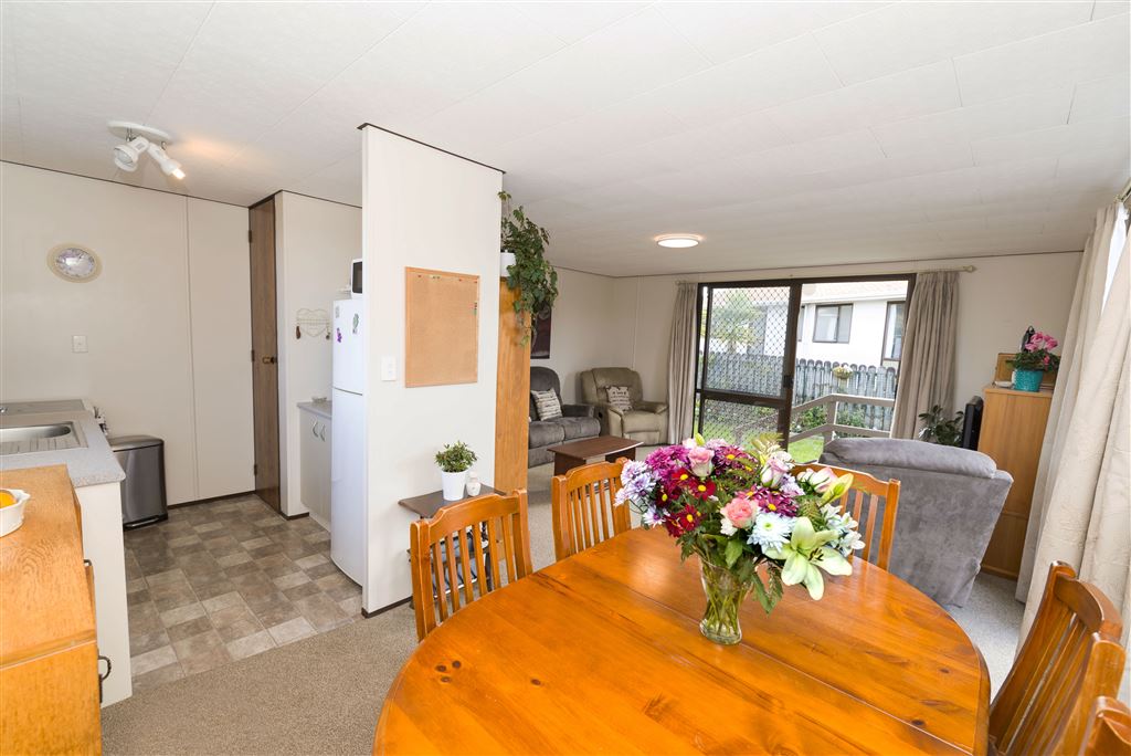 2/15 Cyril Crescent, West Harbour, Auckland - Waitakere, 3部屋, 1バスルーム