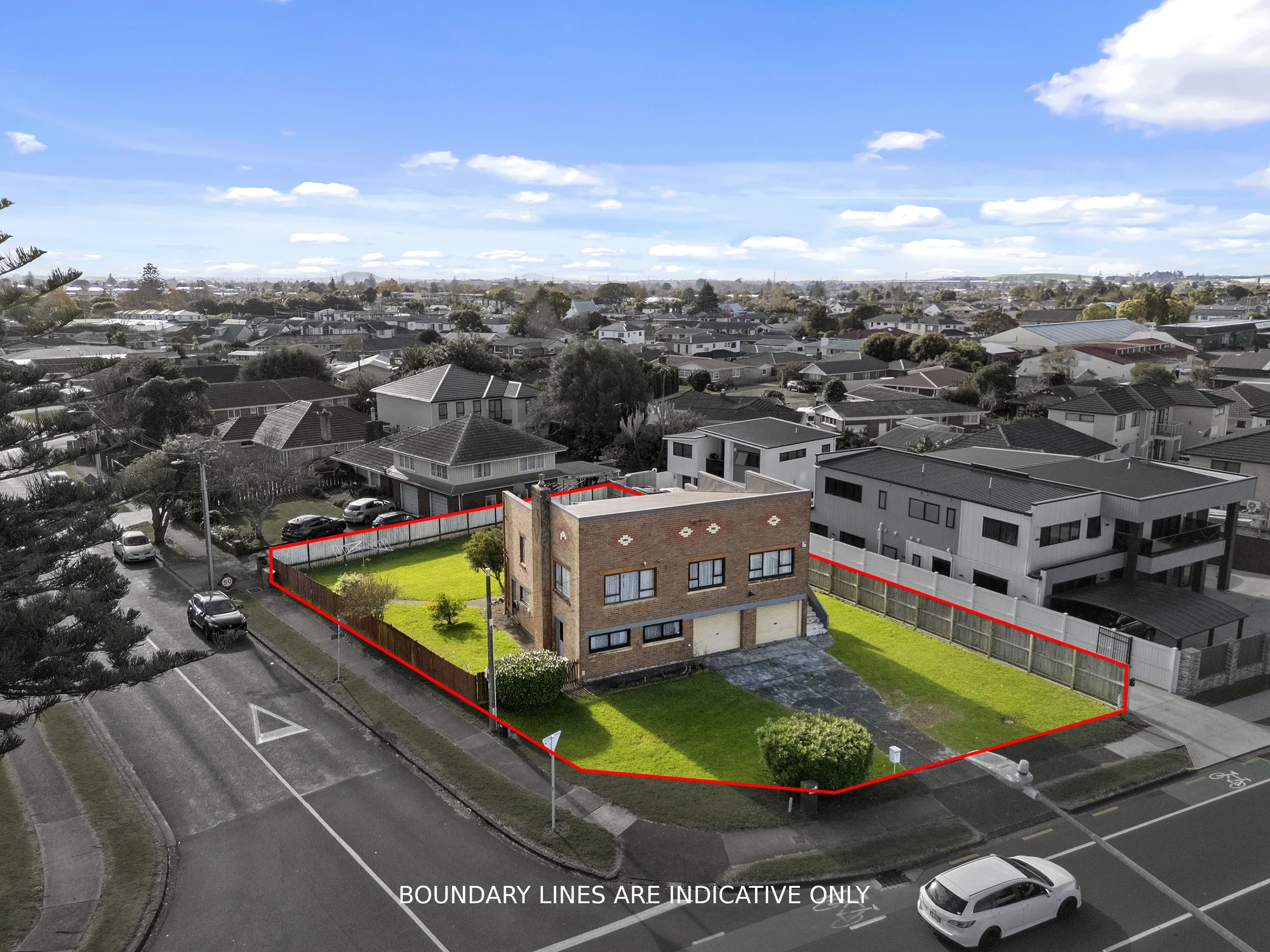 Manukau 3Phòng ngủ 3 Bed + 3 Utility - Renovate Or Demolish