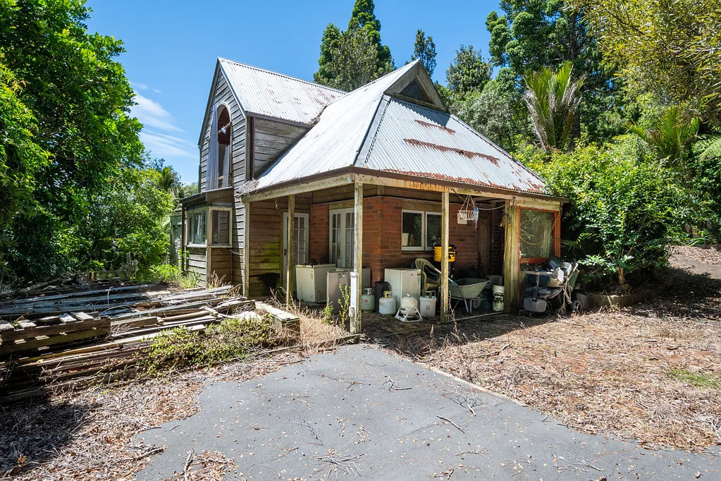 154 Opanuku Road, Henderson Valley, Waitakere City, Auckland