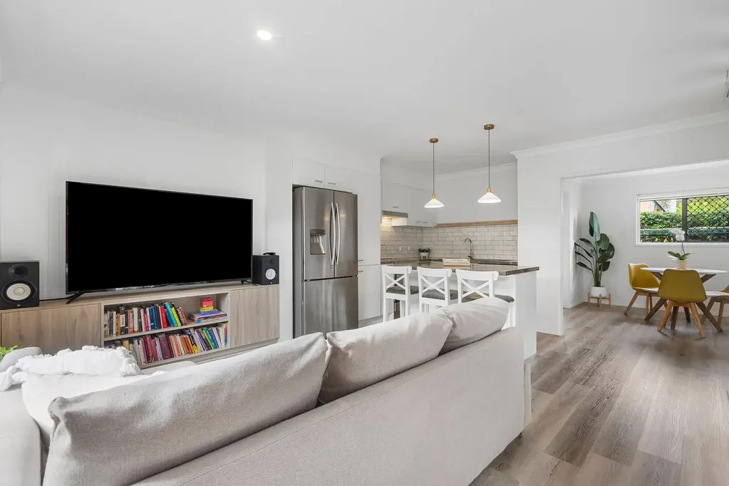 Slacks Creek 3Moenga Renovated Parkside Living with Resort-Style Facilities