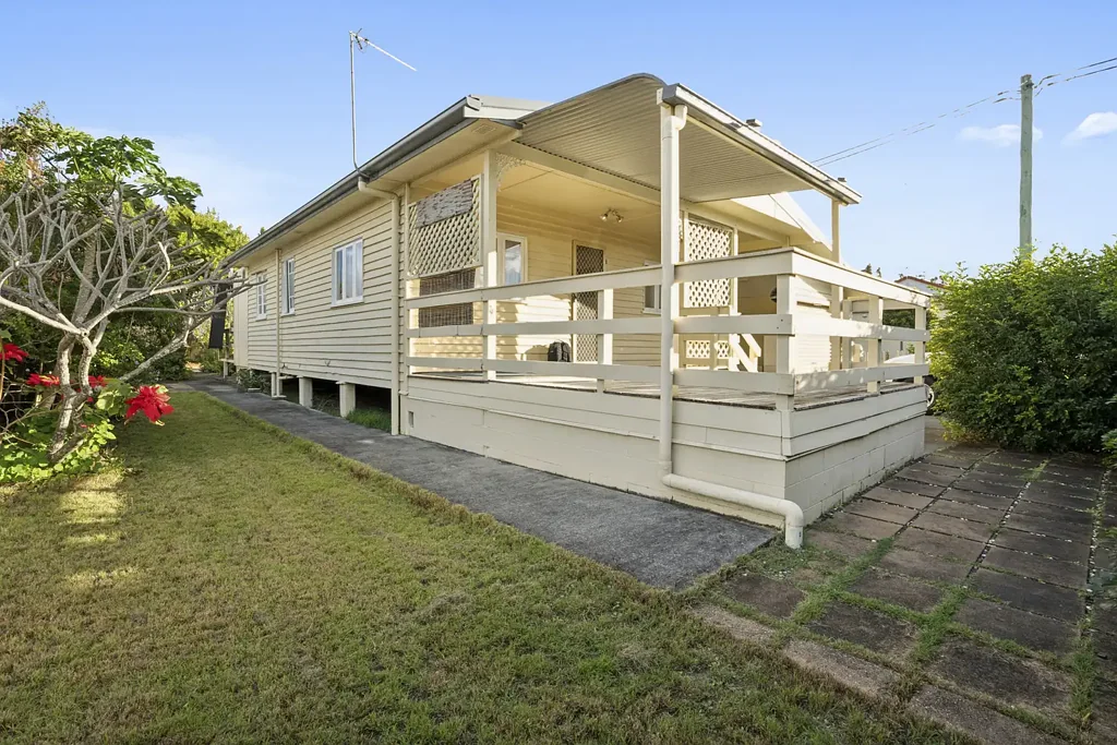 Biggera Waters 3ห้องนอน ORIGINAL HOME ON 594m2 Flat BLOCK
