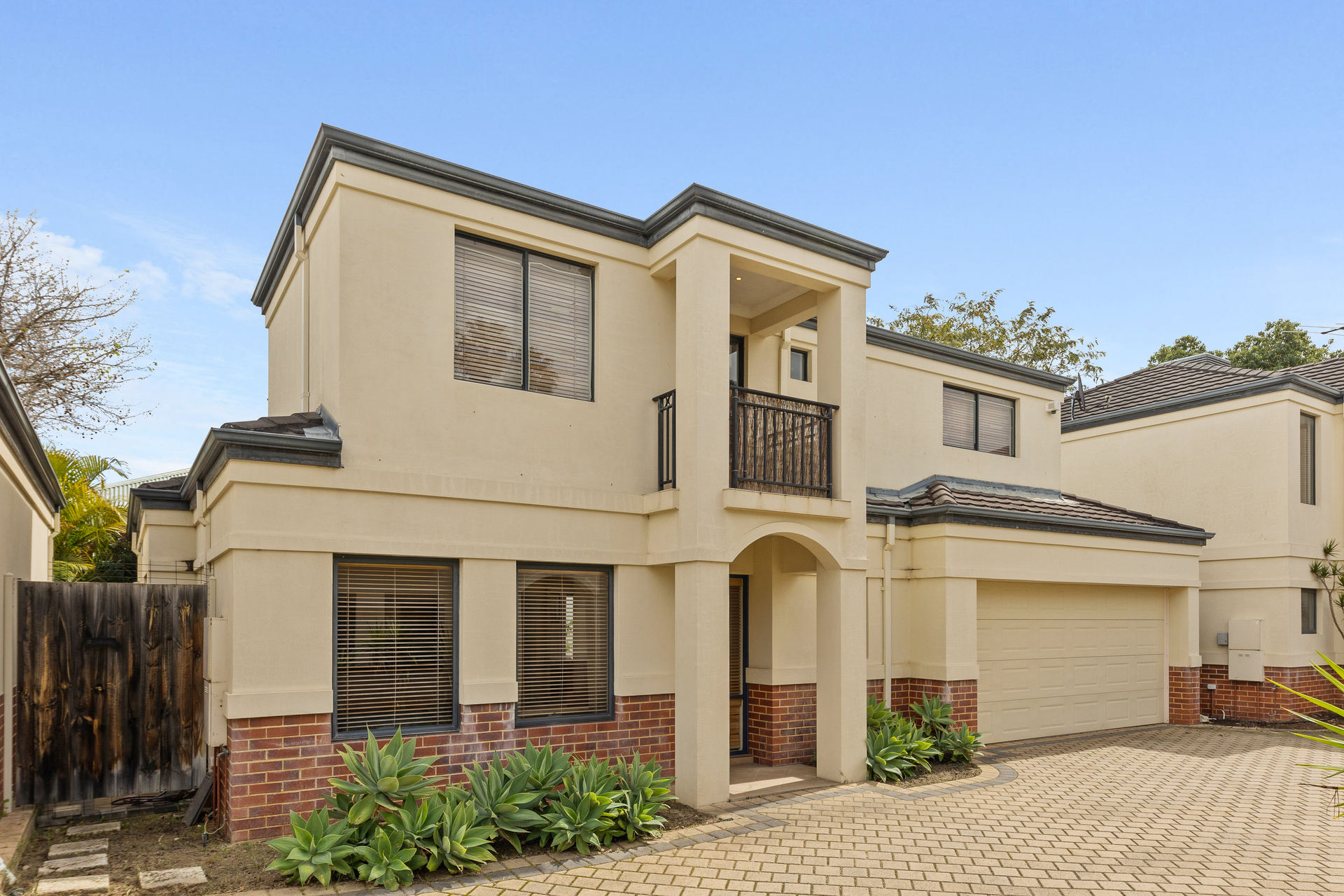 UNIT 6 1 WANNEROO RD, JOONDANNA WA 6060, 0 rūma, 0 rūma horoi, Townhouse