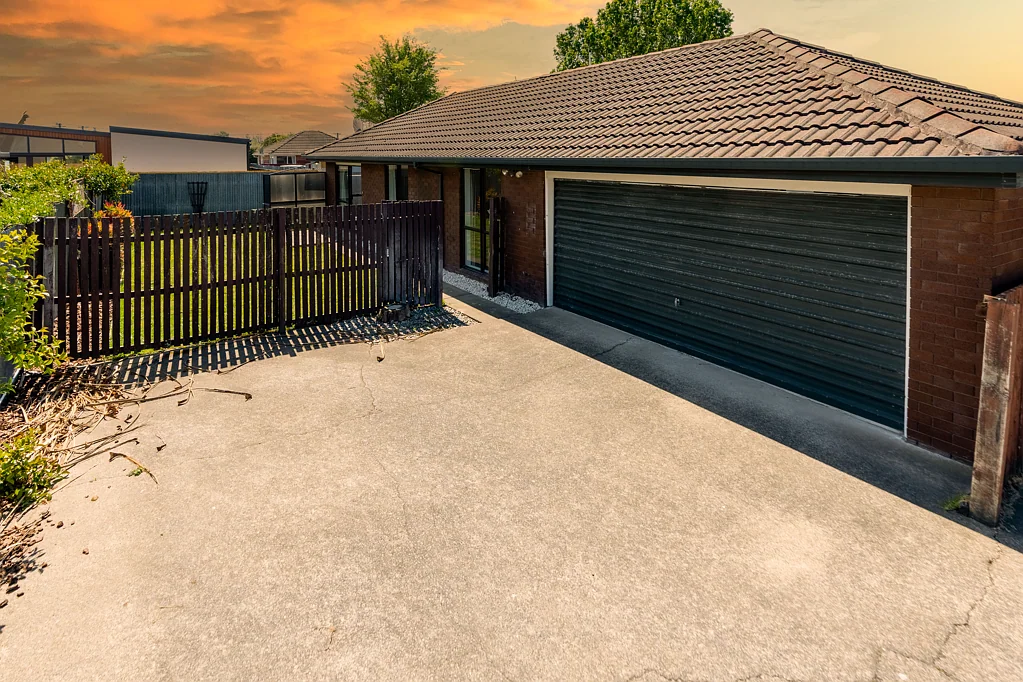 Bishopdale 2कमरा Opportunity to grab first home OR Investment!