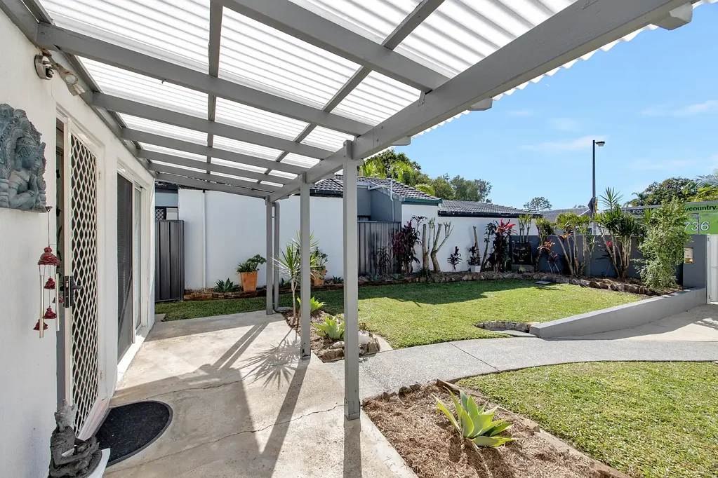 Helensvale 3ਬੈੱਡਰੂਮ RENOVATOR’S GOLDMINE, INVESTOR’S DREAM OR FIRST HOME BUYER’S JACKPOT.