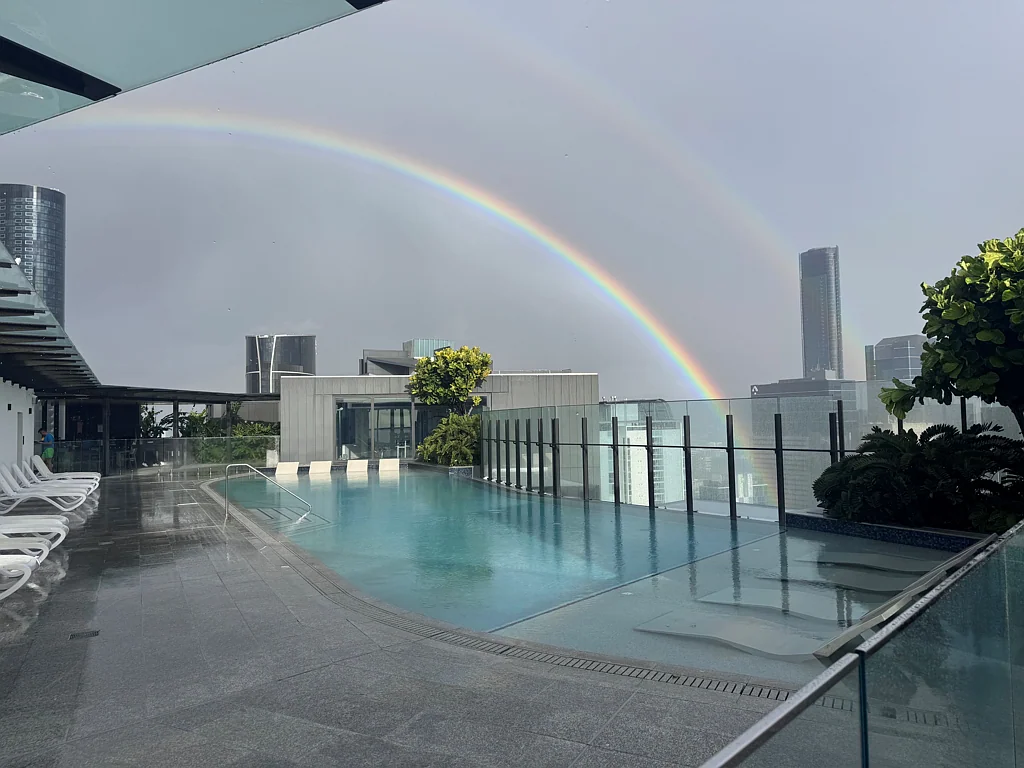 Brisbane City 1ห้องนอน Your Pot of Gold Awaits!