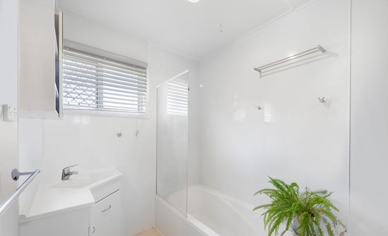 34 HIBISCUS AV, SUN VALLEY QLD 4680, 0 habitaciones, 0 baños, House