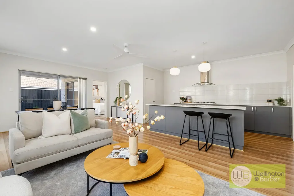10 Apatite St, Treeby, WA 6164