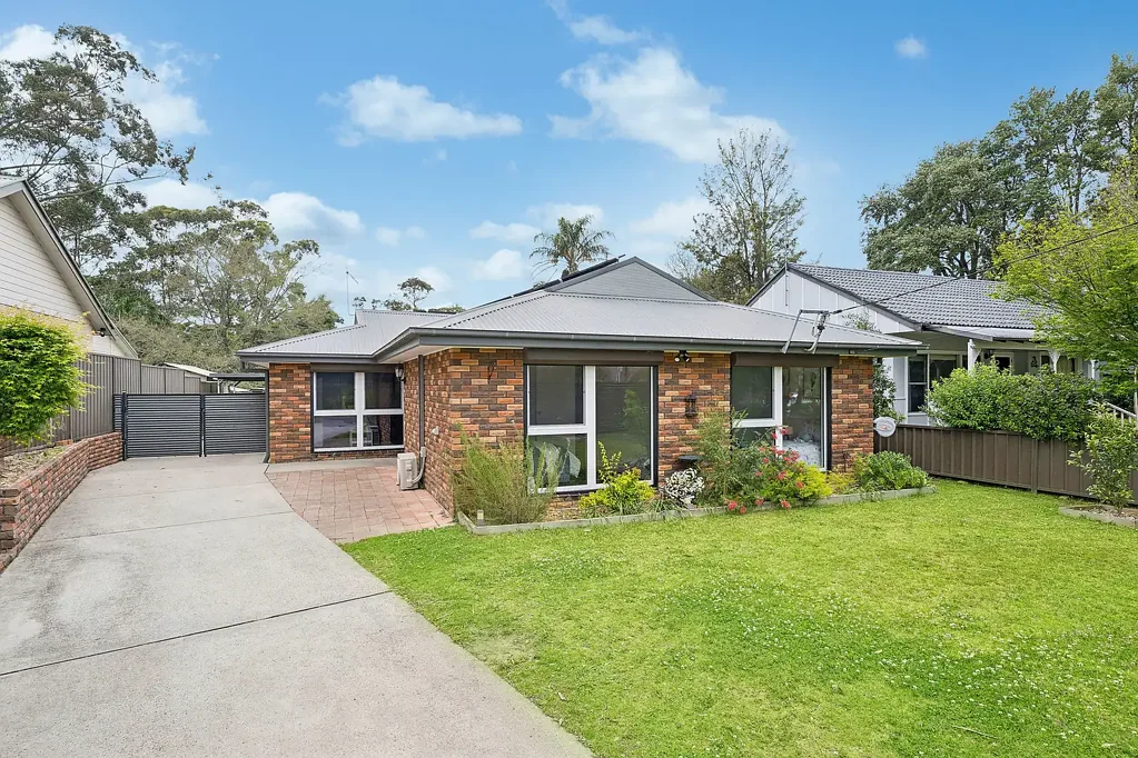76 Bee Farm Road, Springwood, NSW 2777