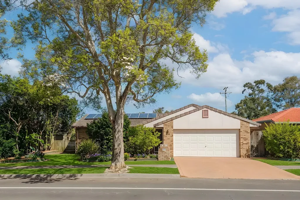 Boondall 4房 Boondall 中心的宽敞单层家庭生活 Spacious Single-Level Family Living in the Heart of Boondall