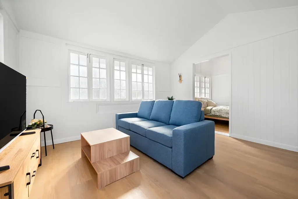 Fully Furnished Studio Accommodation with Utilities Included