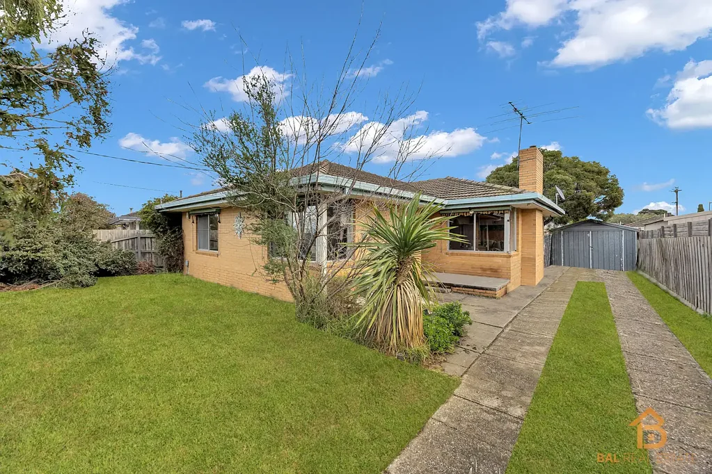 19 Kingsford Avenue, Melton South, VIC 3338