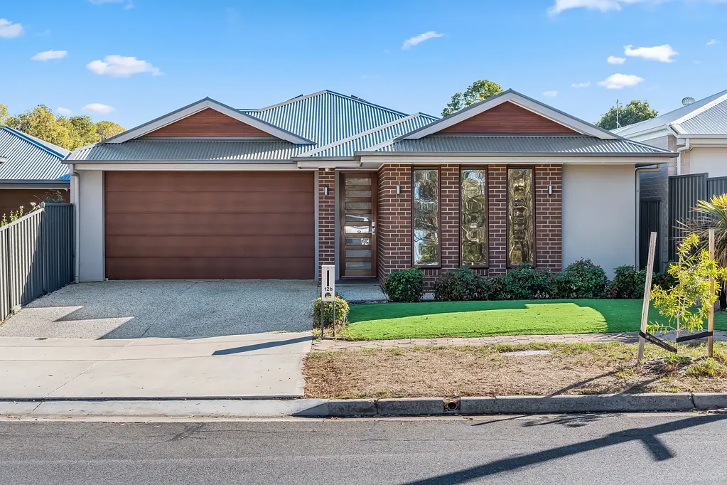 12b Helen Terrace, Valley View, SA 5093