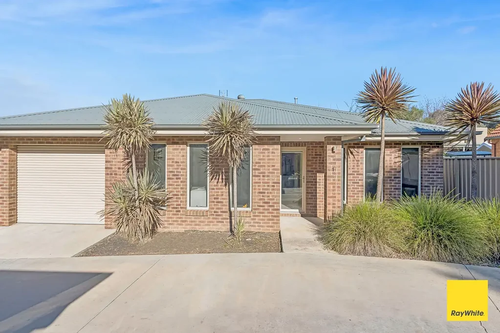 Golden Square 3Moenga The Perfect Blend of Convenience & Low Maintenance