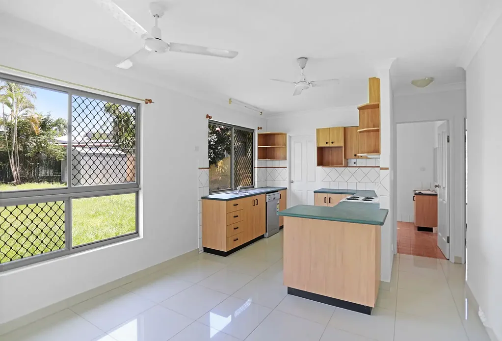 FAMILY HOME. SPACIOUS. PRIVATE
