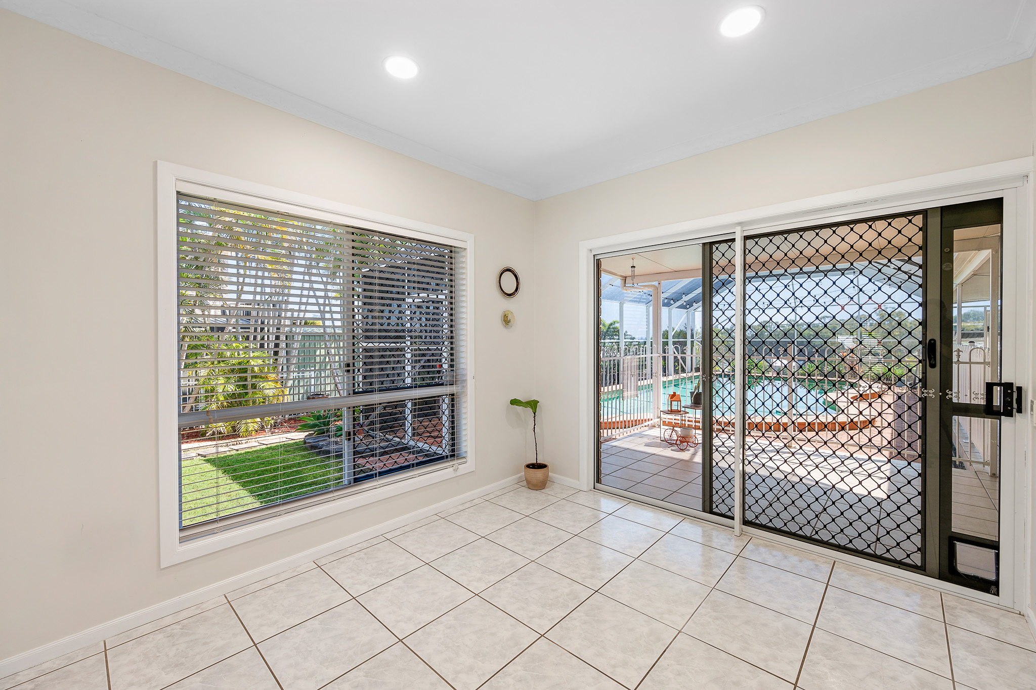 21 KENSINGTON PL, KIN KORA QLD 4680, 0 Kuwarto, 0 Banyo, House