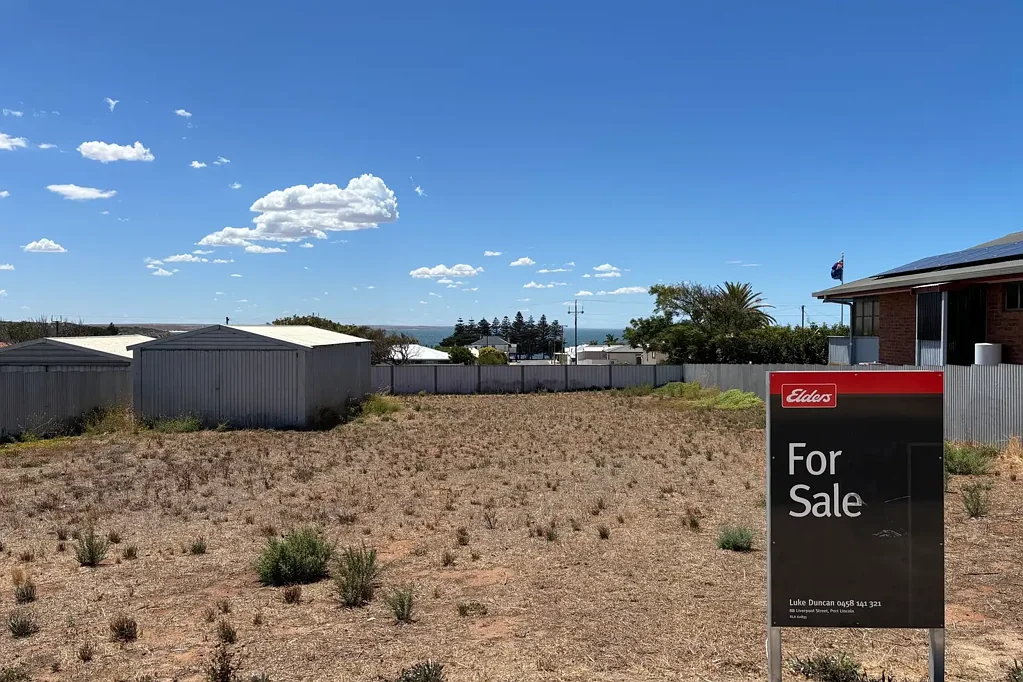 Port Neill Secure land in tightly held holiday destination