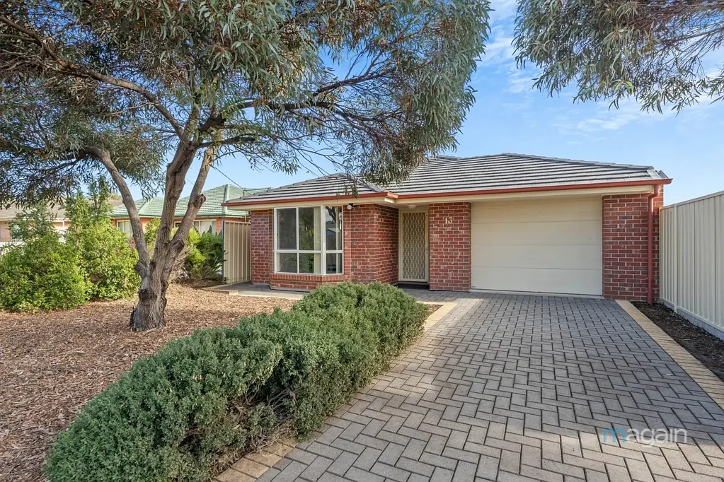 Large family home featuring front rumpus/fourth bedroom - with solar!