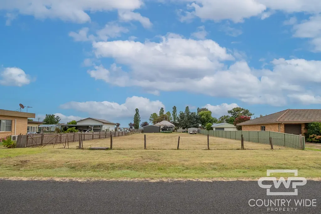 Glen Innes 964m² Town Block – Space to Build Your Vision