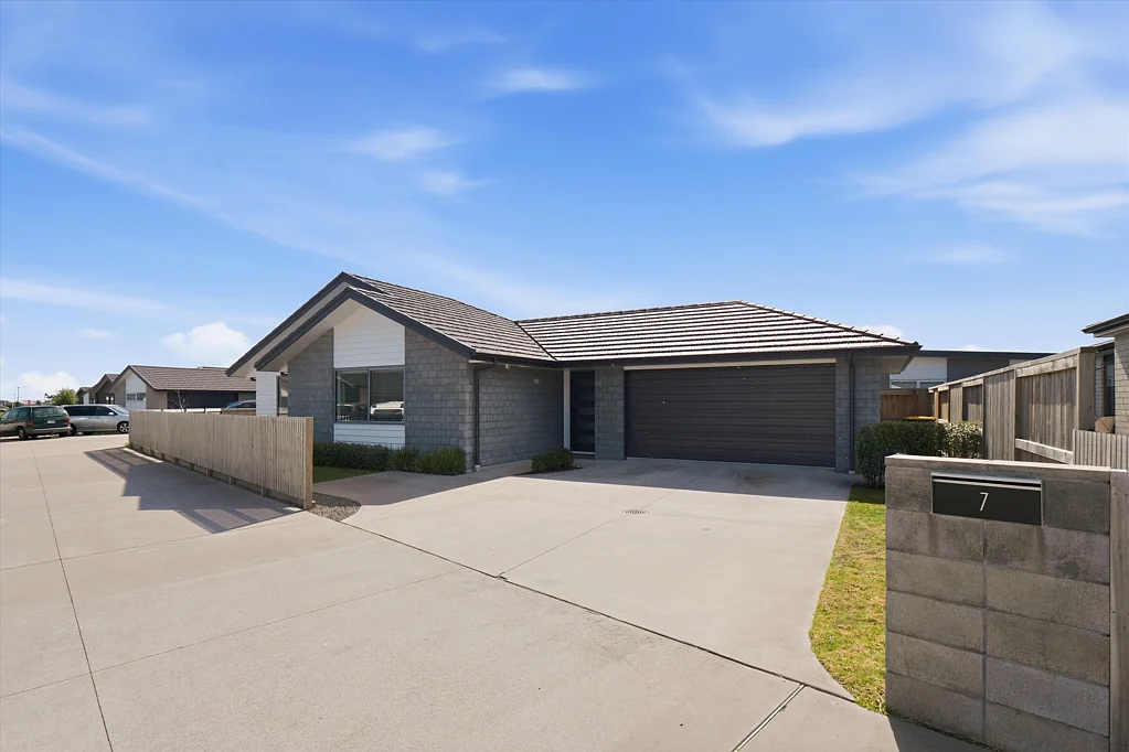 Papamoa 3બેડરૂમ Purchased and ready to move