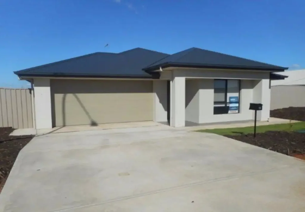 Port Augusta West 4房  Modern Family Living on Approximately 1,200m²