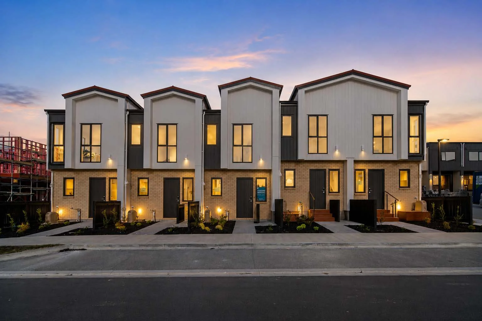 Flat Bush 3غرفة نوم FREEHOLD TOWNHOUSE IN FLAT BUSH!