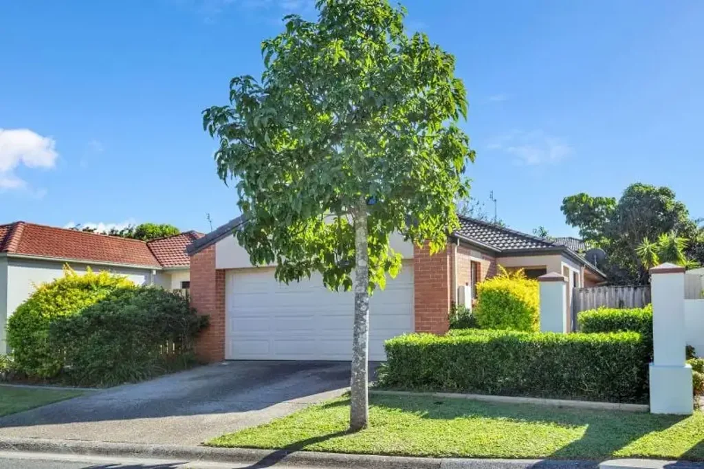 Nerang 3 Bedroom Resort-Style Living in Gated Community – 3-Bedroom Home in Nerang!