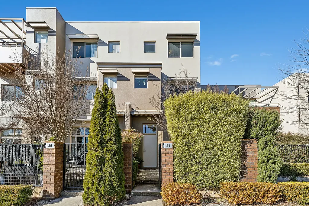 24/128 Flemington Road, Harrison, ACT 2914