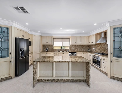 27 Gerard Avenue, Condell Park, South Western Suburbs, 4 rūma, 2 rūma horoi, Apartment