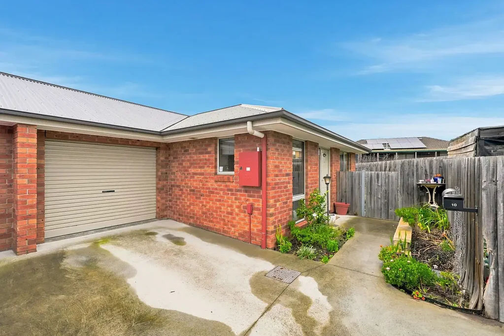 Bridgewater 2침실 Ideal Investment or First Home