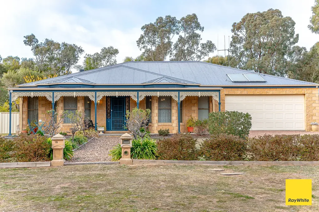 Heathcote 4Moenga Custom-Built Luxury on 1,872m² - Space, Style & Serenity in the Heart of Wine Country