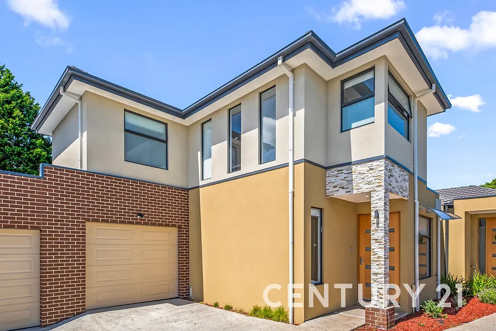 2/18 Latham Crescent, Dandenong North, VIC 3175