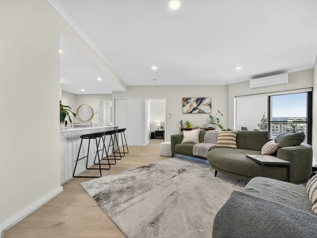 Perth 1房  Sleek, Secure & Central!