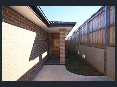 25a Feathertop Avenue, Minto, NSW 2566, 2 slaapkamers, 1 badkamers, House
