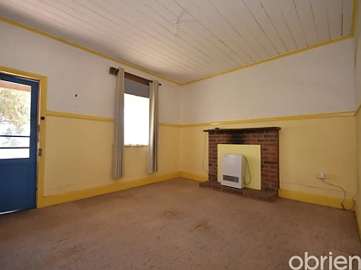 ਰਹਿਣ ਵਾਲਾ ਕਮਰਾ - 85-87 Main Road, Lindenow, VIC 3865