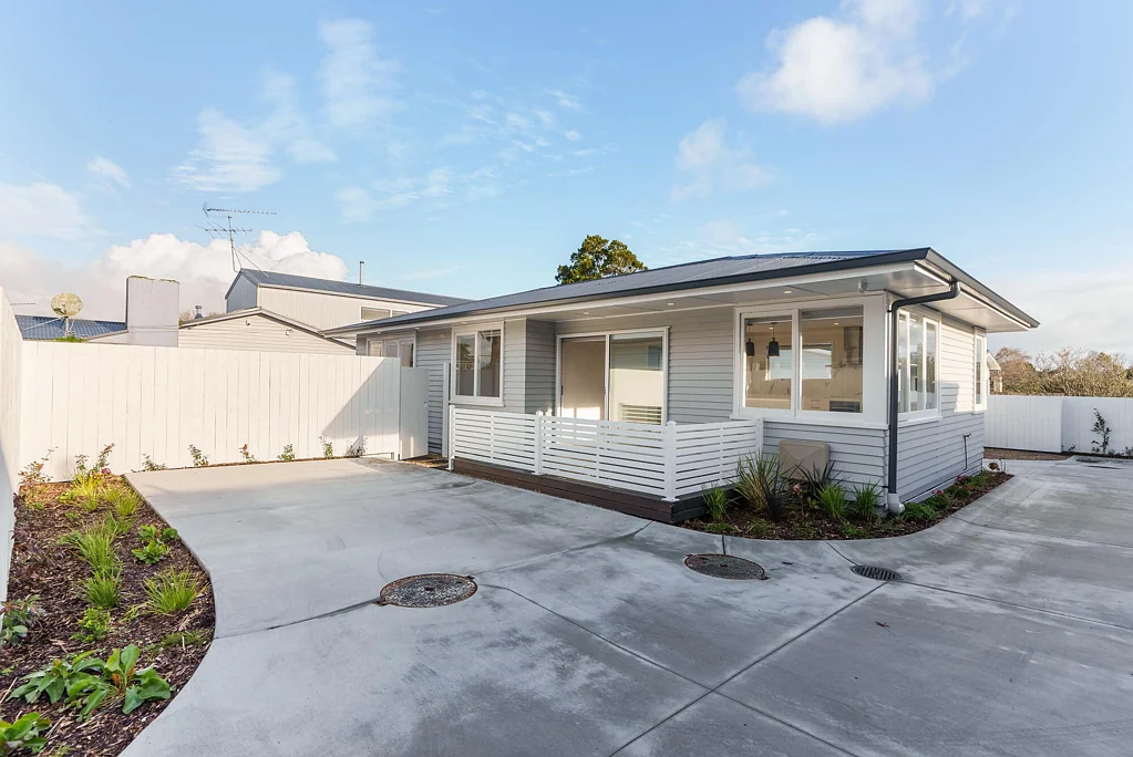 Glen Innes 3Moenga Modern, Stylish & Ready To Enjoy!