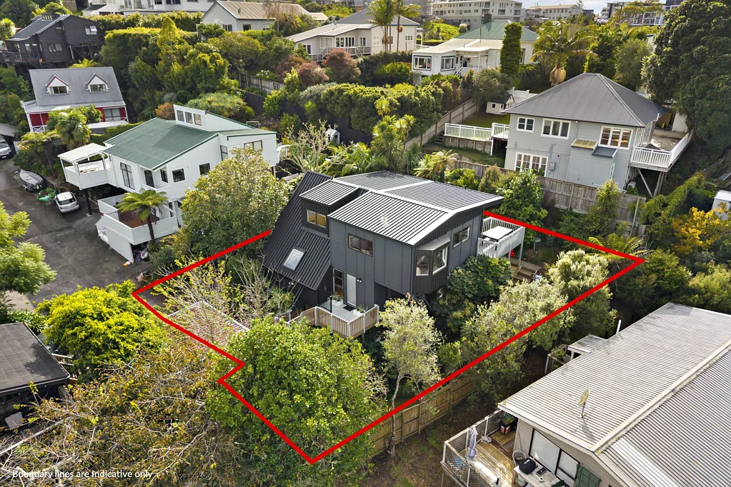 2/26 Colonial Road, Birkenhead, North Shore City, Auckland