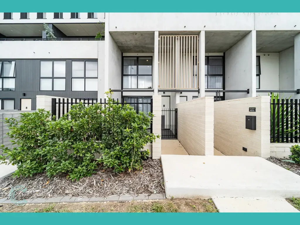 Luxury Townhouse - Denman Prospect