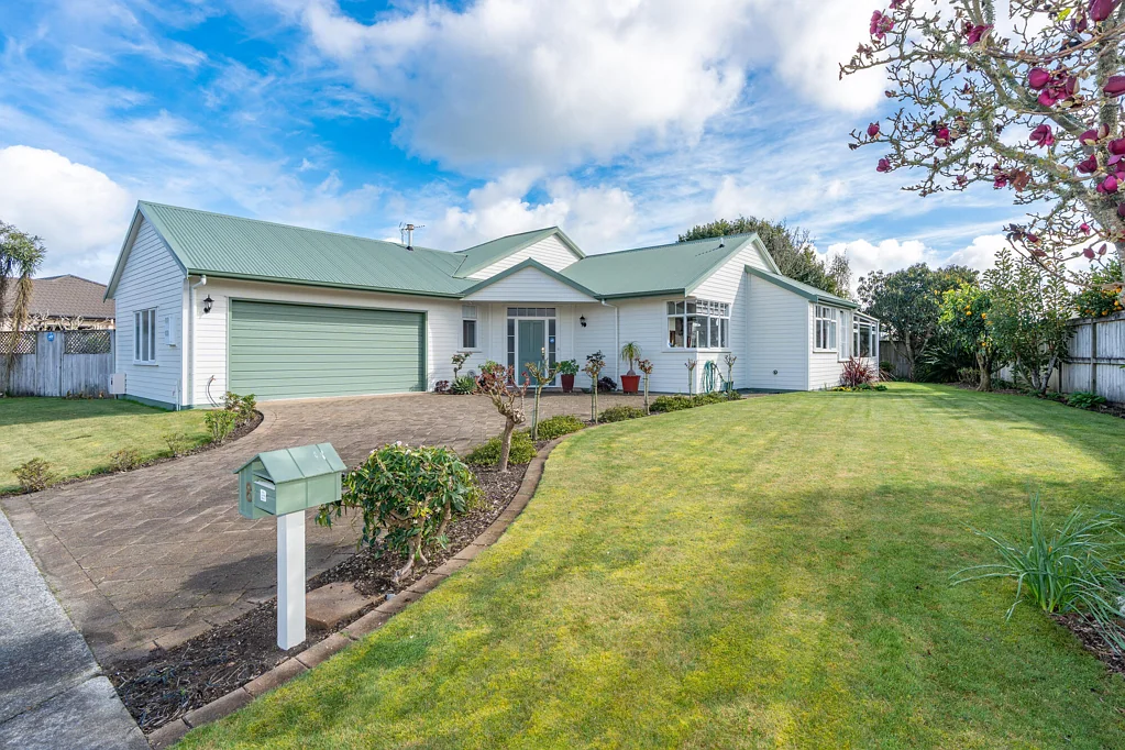 8 Sovereign Place, Rototuna North, Hamilton, Waikato