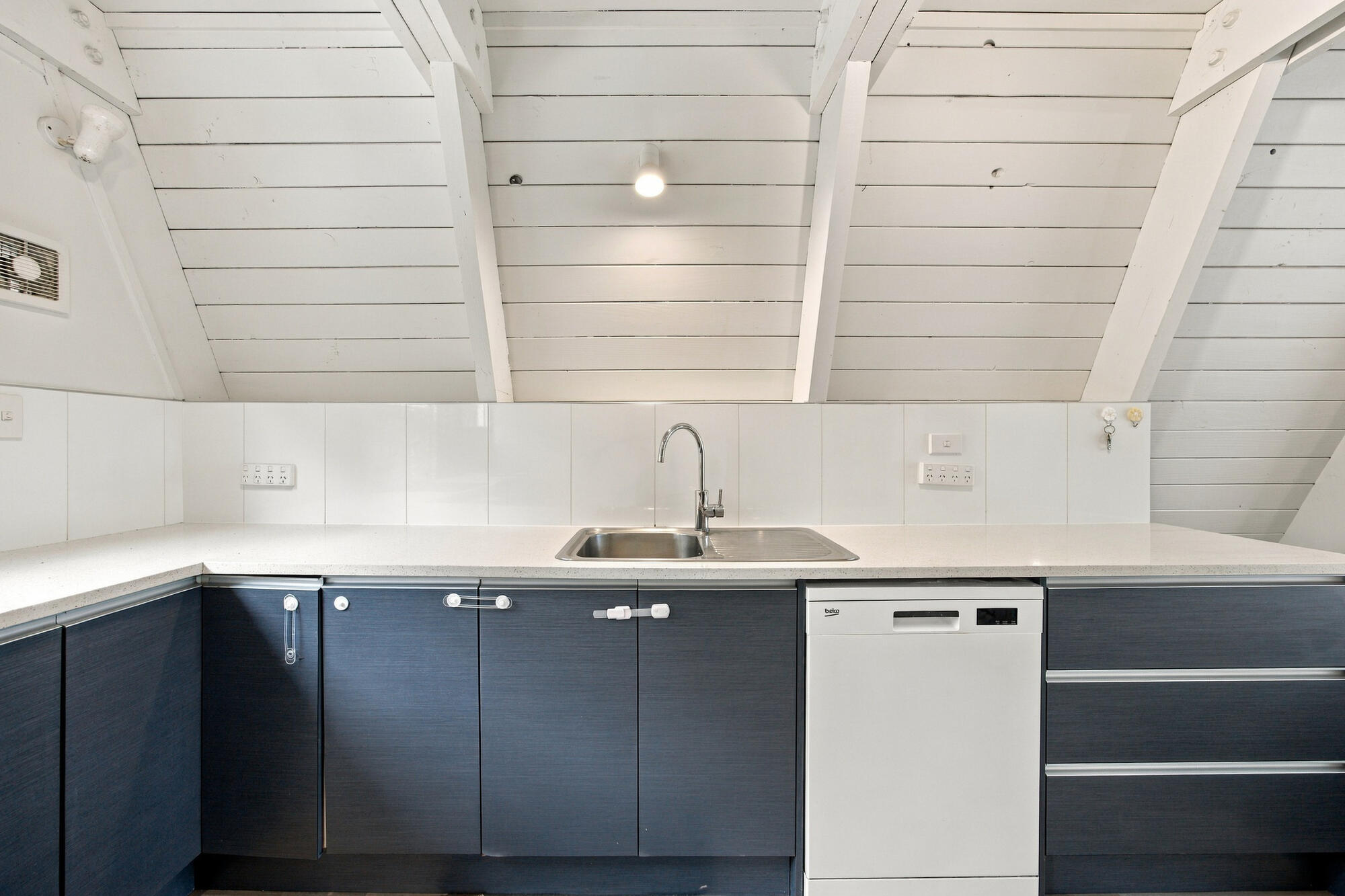 10B Win Grove, Hatfields Beach, photo 11