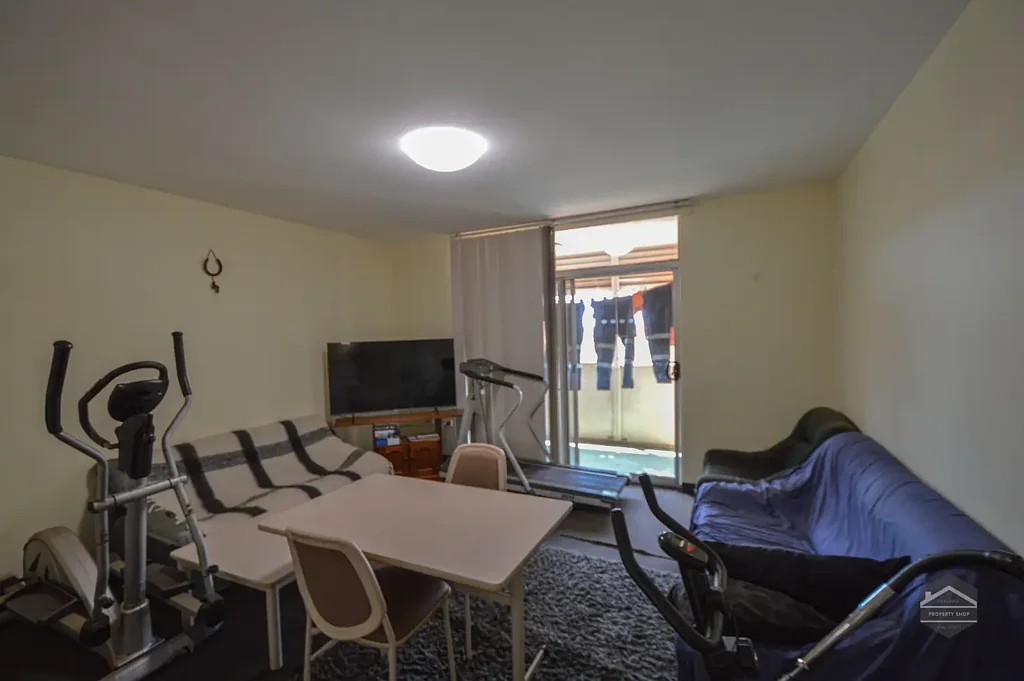 Affordable 2 Bedroom Apartment with Pool Facilities & Secure Parking