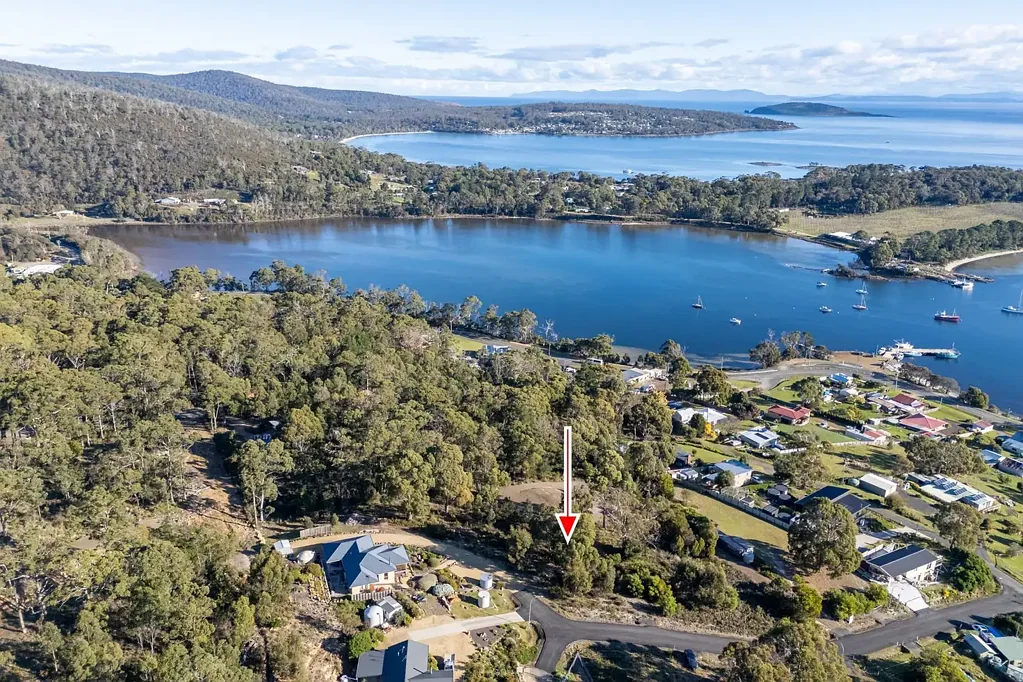 Nubeena Prime Elevated Land with Views, Ready for Your Dream Escape to the Country!
