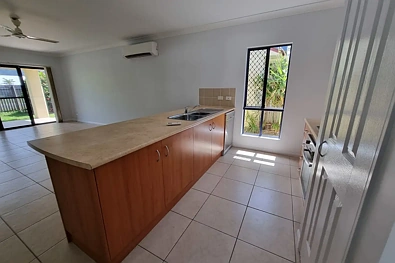 1A Natica Close, Trinity Beach, QLD 4879, 3 Bedrooms, 2 Bathrooms, Apartment
