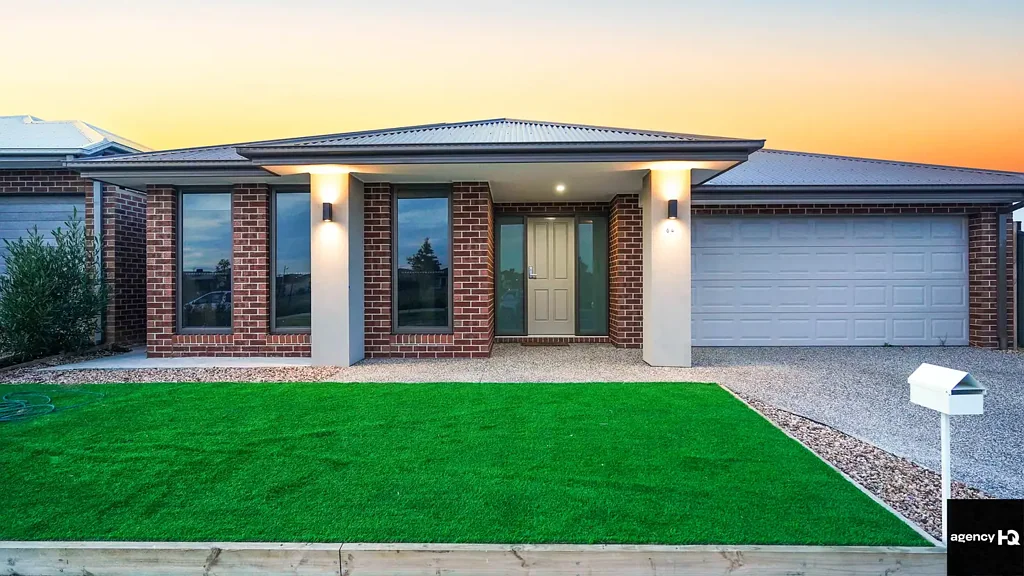 Stylish and Spacious one year old -Family Home in Tarneit