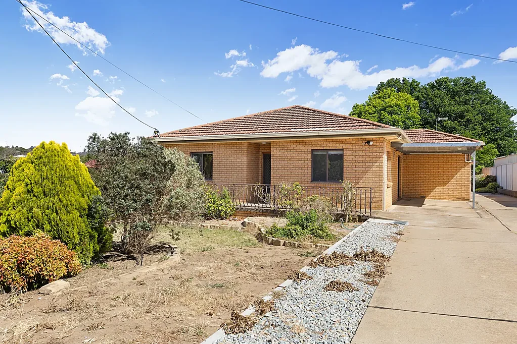 11 Victoria Street, Cooma, NSW 2630
