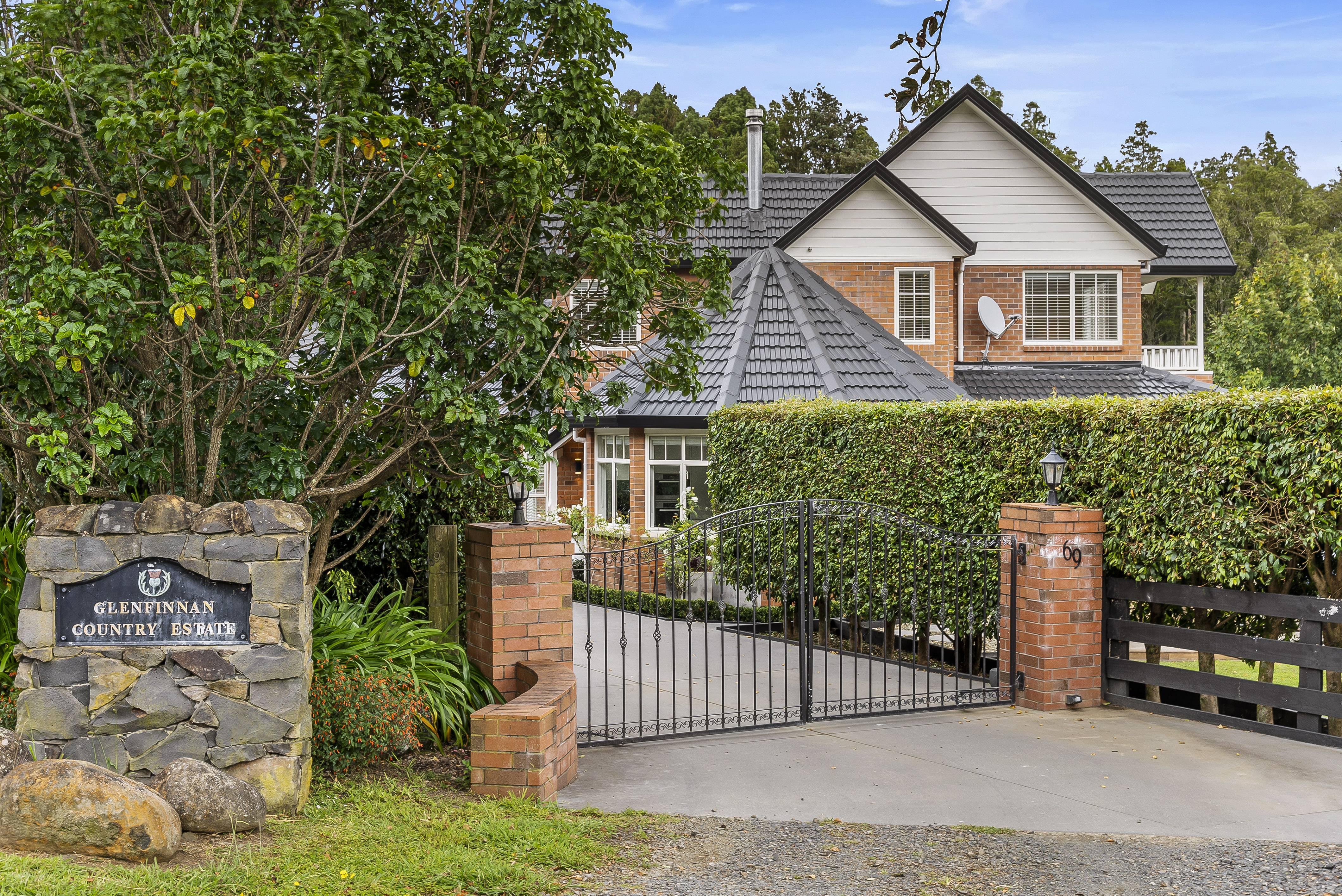 69 Harry Dreadon Road, Opaheke, Auckland - Papakura, 6 chambres, 3 salles de bain